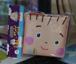جلد کتاب غنچه - کتاب پارچه ای نی نی من قشنگه